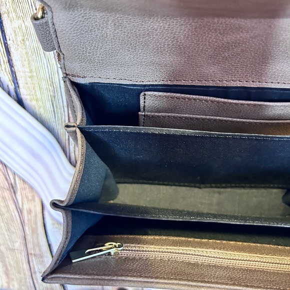 Mini Crossbody wallet Stylish Cow Hide tooled Brown and Tan Women's Bag (b) - Picture 7 of 10